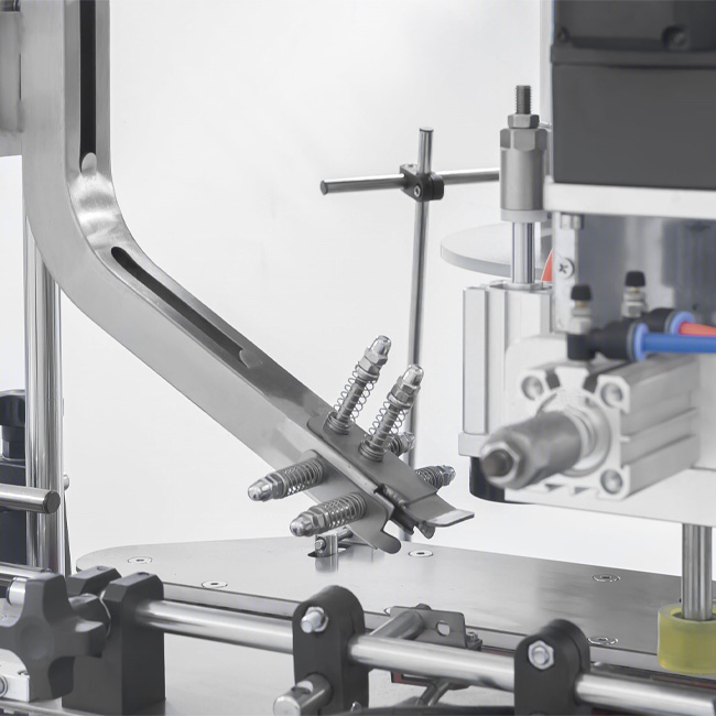 Belt Type Capping Machine HED-DXG